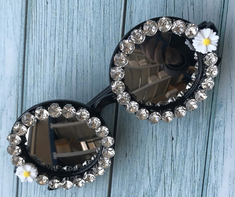 2019 M16 Gorgeous Women Sunglasses Crystal Diamond Handmade Round Eyewear UV400 Mirror Lens Flower Design Summer Sun Glasses